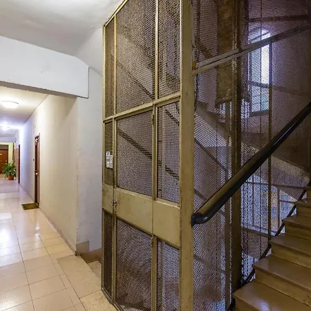 Apartment Appartamentino All'arenella By Wonderful Italy *